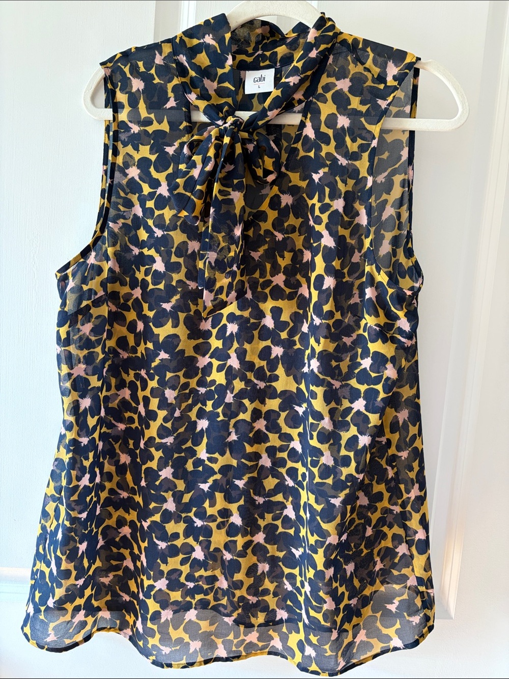 Sleeveless Cabi Tie-Neck Floral Blouse - Navy Blue & Mustard with Pink Size L